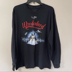 Cirque Musica 2018 Holiday “Wonderland” Black Long Sleeve Men size Large EUC